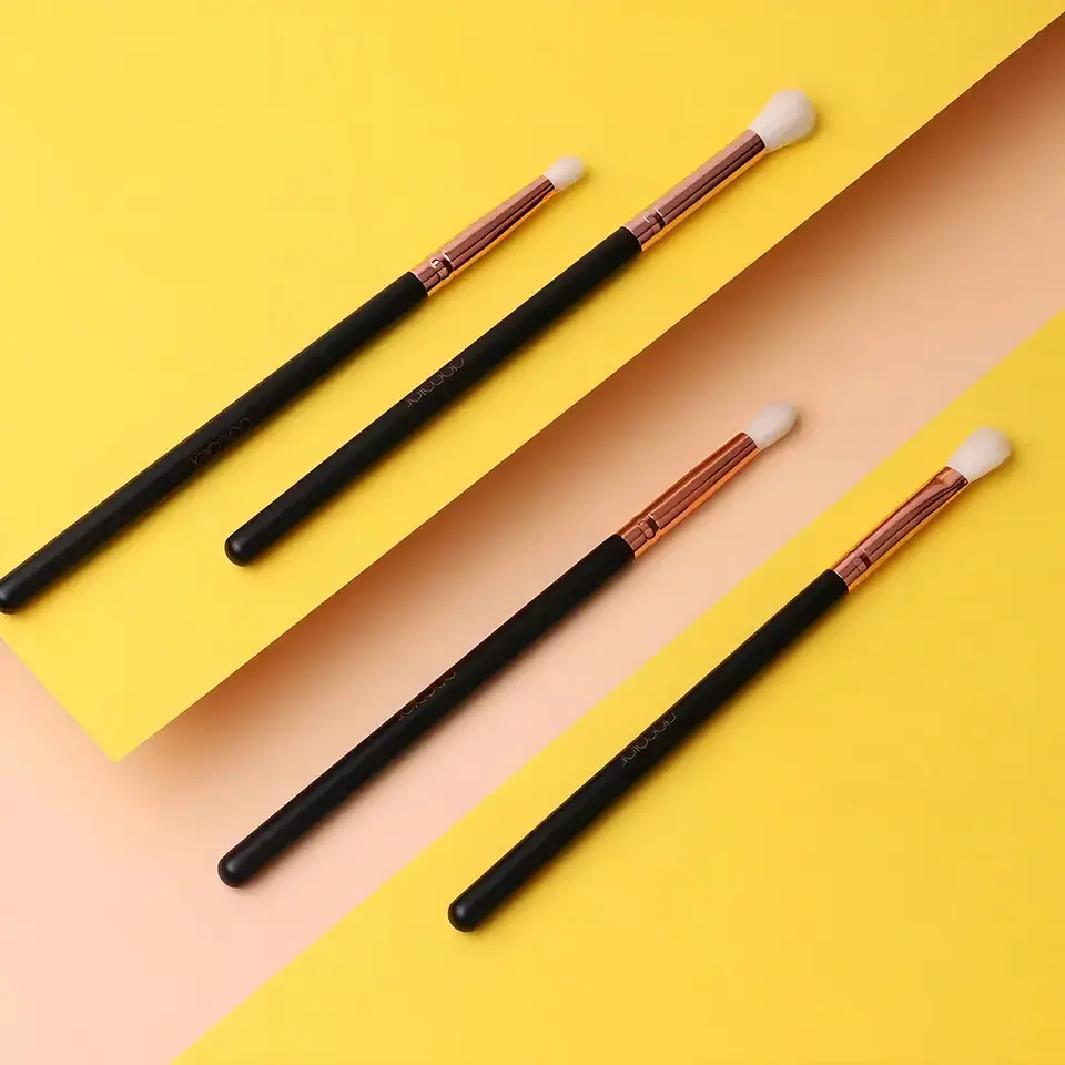 Rose Gold – Set de 4 Brochas para Ojos 3