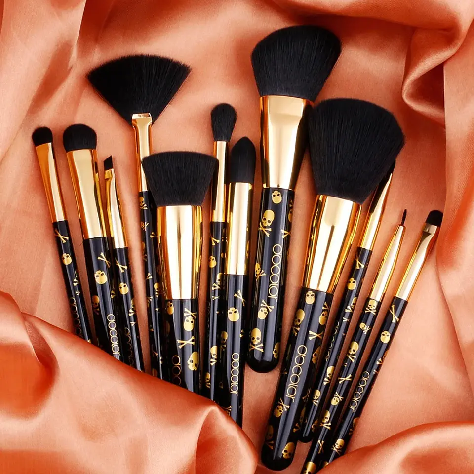 Goth 12 PC Makeup Brush Set 3