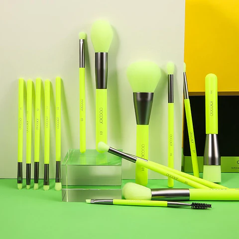 Neon Green – 15 Pieces Makeup Brush Set