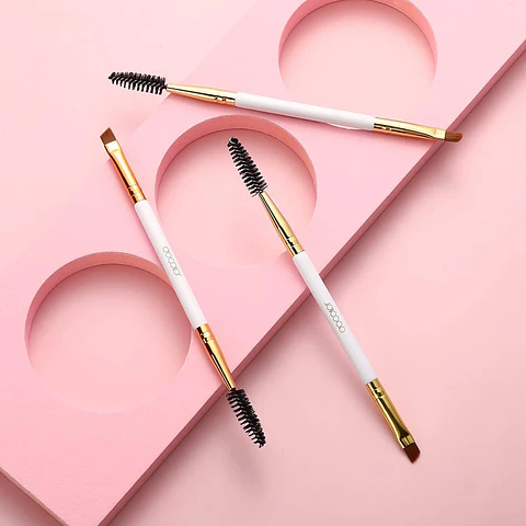Duo Angled Eyebrow Brush – Brocha Doble para Cejas