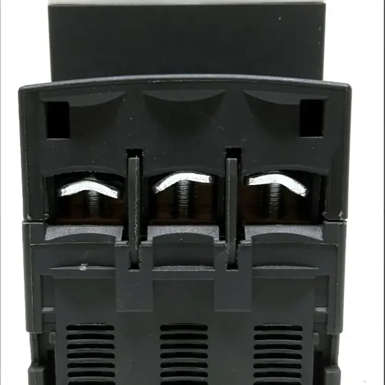 YCP5-25-ME06 Guardamotor – 1–1.6 A, 3 Polos CNC Electric 3