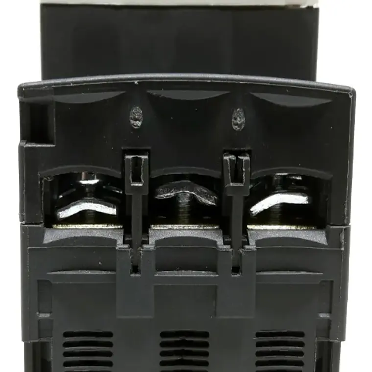 YCP5-25-ME08 Guardamotor – 2.5–4 A, 3 Polos CNC Electric 3