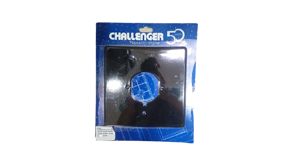 Plato Challenger Cuadrado Grande 2