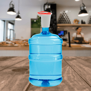 Bomba Dispensador de Agua con Cargador USB Color Rojo