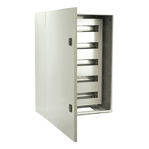Gabinete Metálico con Chasis 5x22 Módulos 700x500x200 IP66