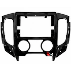 Adaptador de Radio 9” Mitsubishi L200 2015+ | Bisel NEGRO PIANO 1