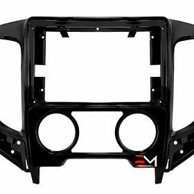 Adaptador de Radio 9” Mitsubishi L200 2015+ | Bisel NEGRO PIANO
