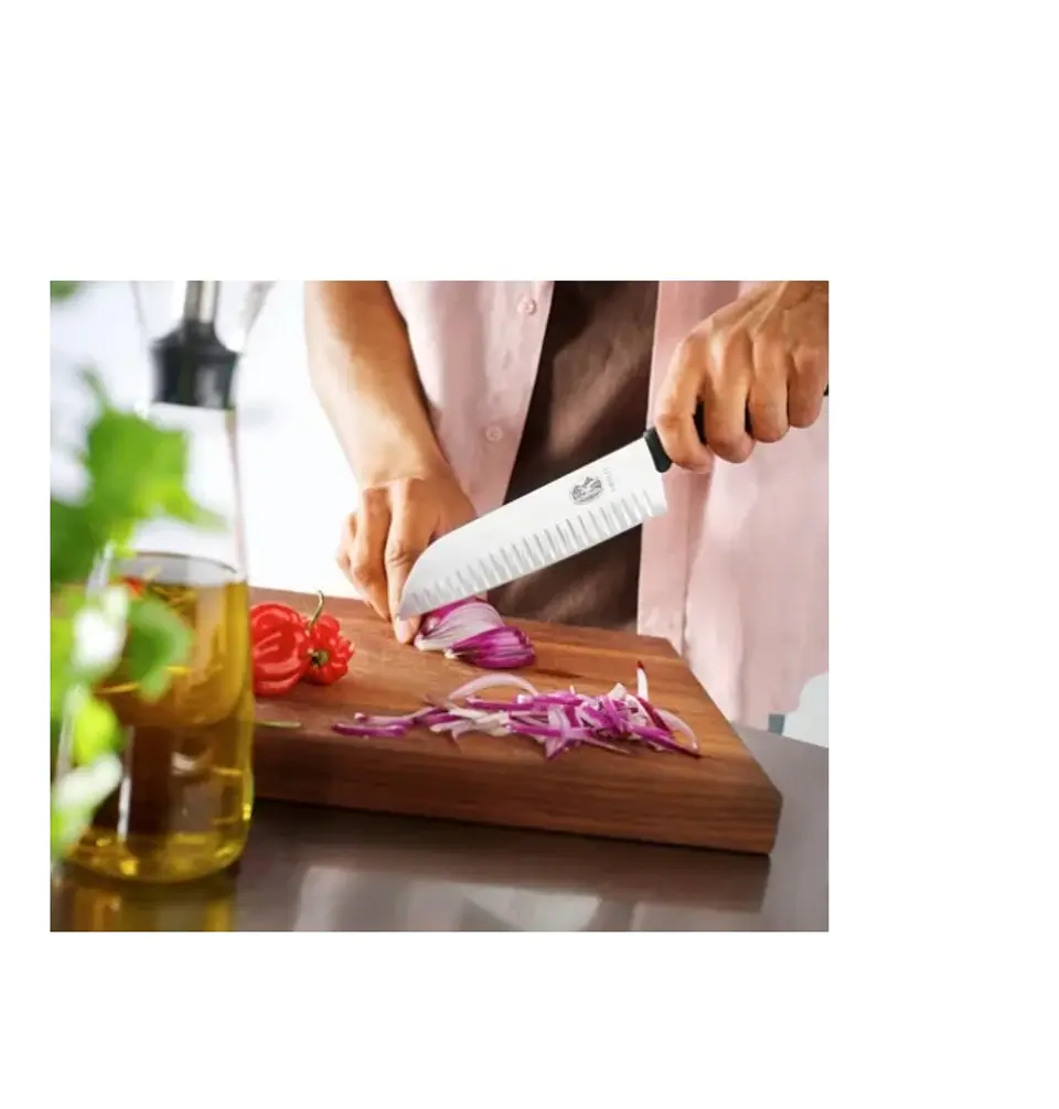 Cuchillo Santoku Victorinox Negro. Hoja 17 Cm.electromundo 2