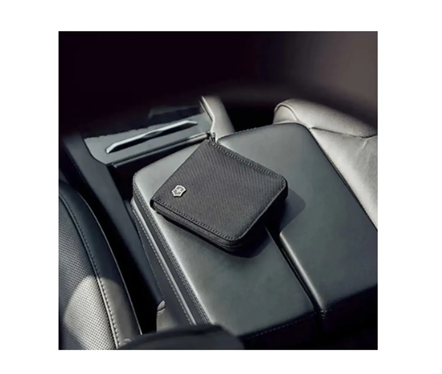 Billetera Victorinox Zip-around - ElectroMundo 4