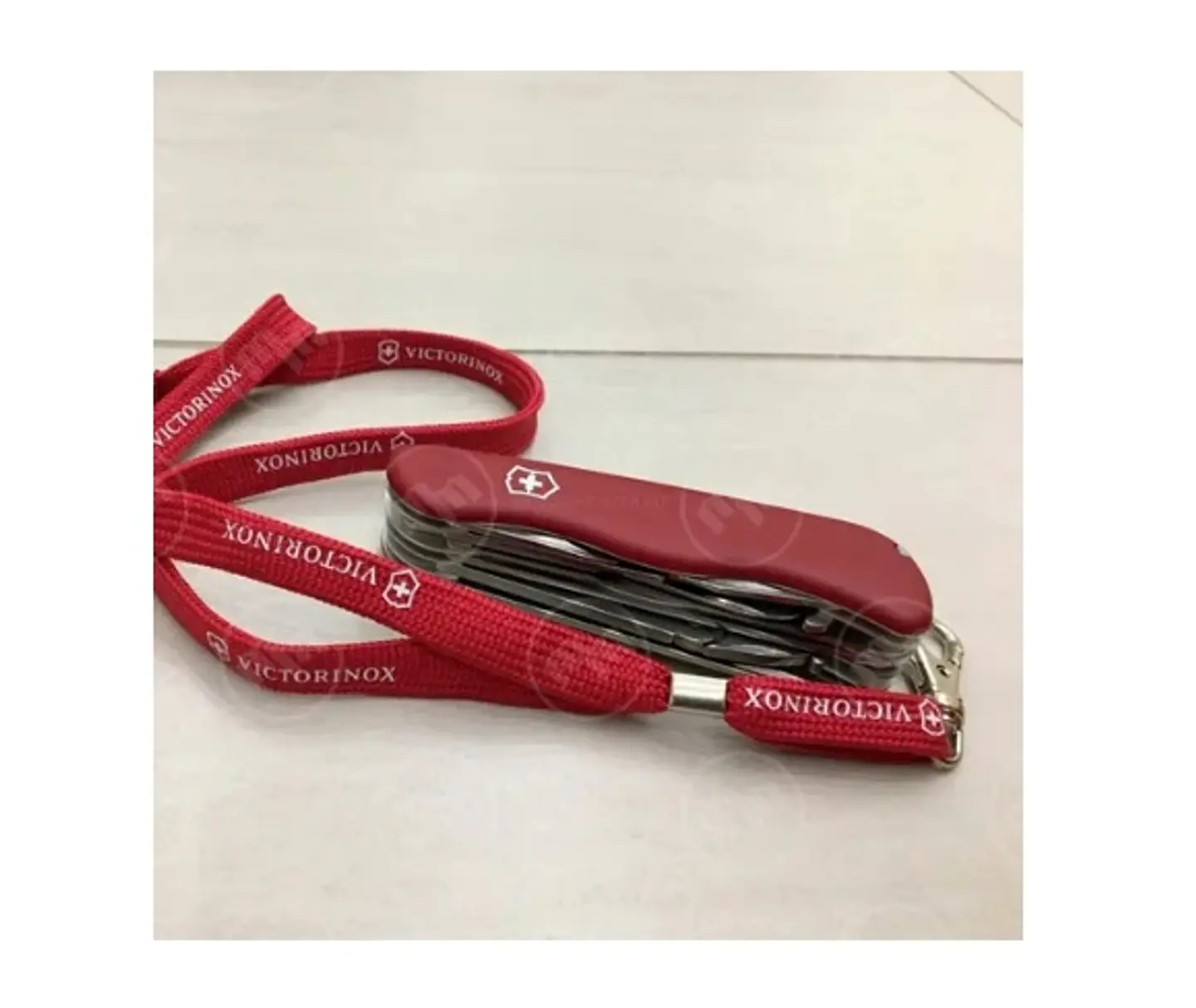 Cinta Victorinox Para El Cuello Con Mosquetón - ElectroMundo 3