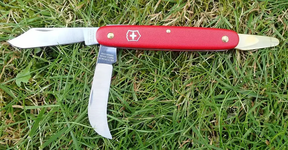 Navaja Victorinox para Injertar hoja 50 y 51 mm color Rojo 3