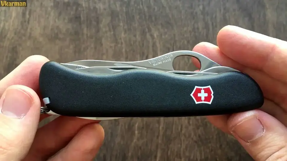 Navaja Victorinox Trailfinder color Negro 3