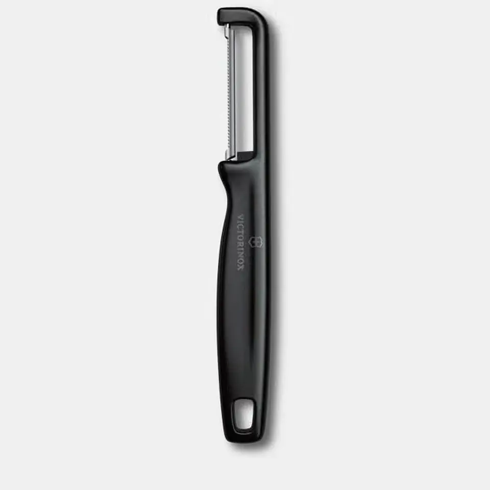 Pelador Victorinox Aserrado, Iota, Doble Filo Color Negro 1