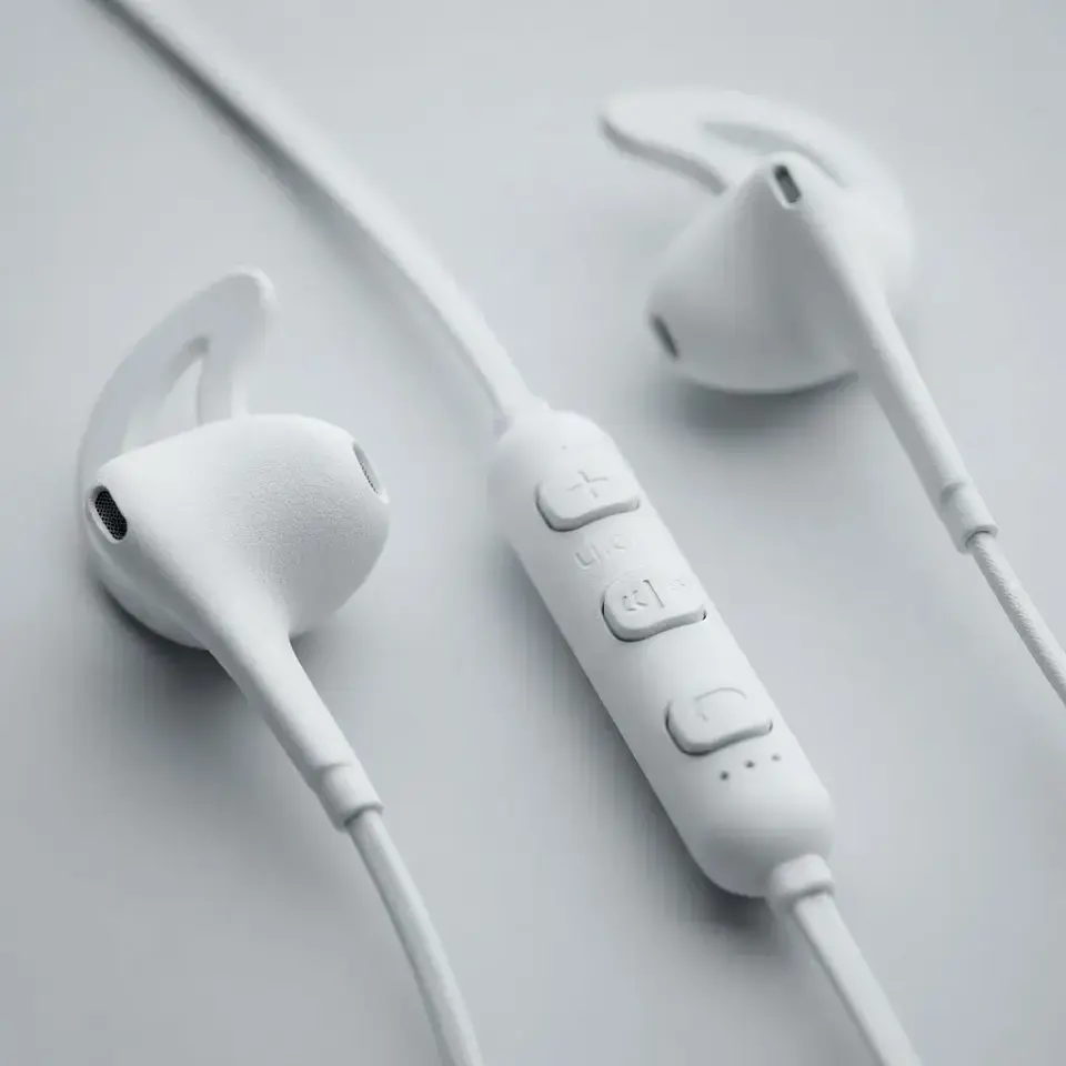 Audífonos Bluetooth Audiolab Bt1227b Color Blanco 1