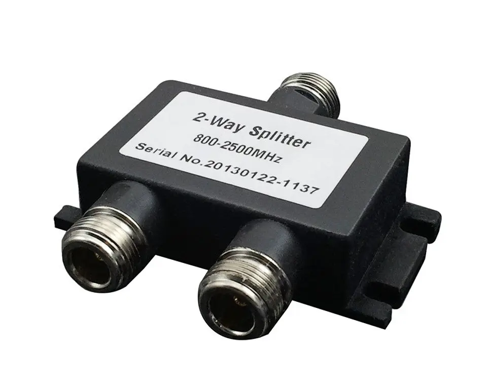 Divisor de potencia de 2 vías Splitter 700-2600 Mhz 4