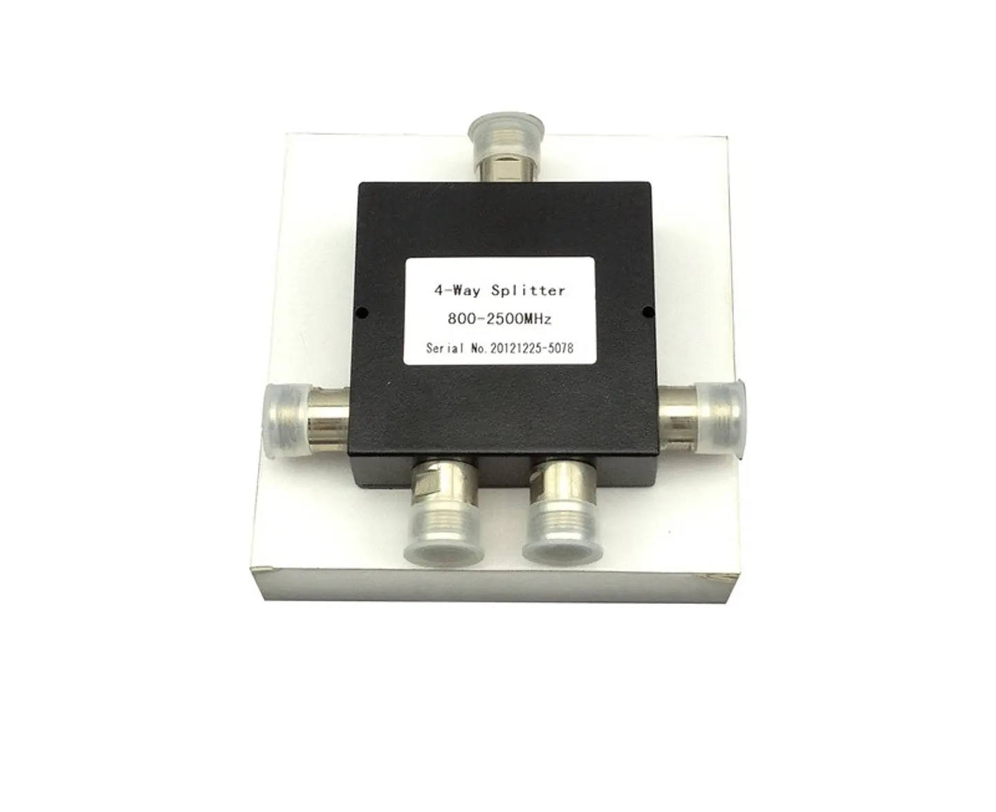 Divisor de potencia de 4 vías Splitter 800-2500 Mhz 3