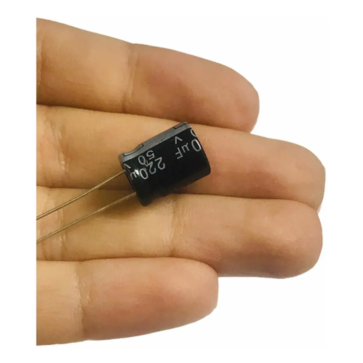 5 Unidades De Condensador Eléctrolitico 220mf X 50v 220uf