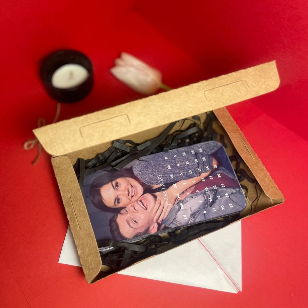 Calendario Imantado para Parejas - 12 Meses Personalizados 2