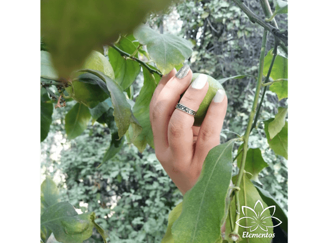 Anillo Midi Estelar