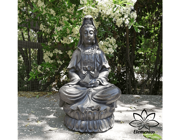 Figura de Kwan Yin (DISPONIBLE SÓLO PARA RETIRO)