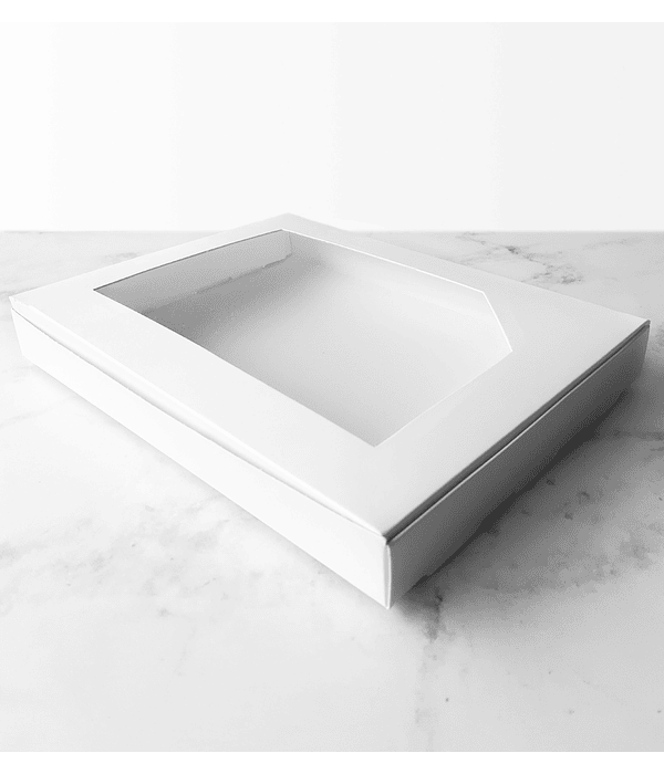 Caja blanca con visor 12 alfajores 