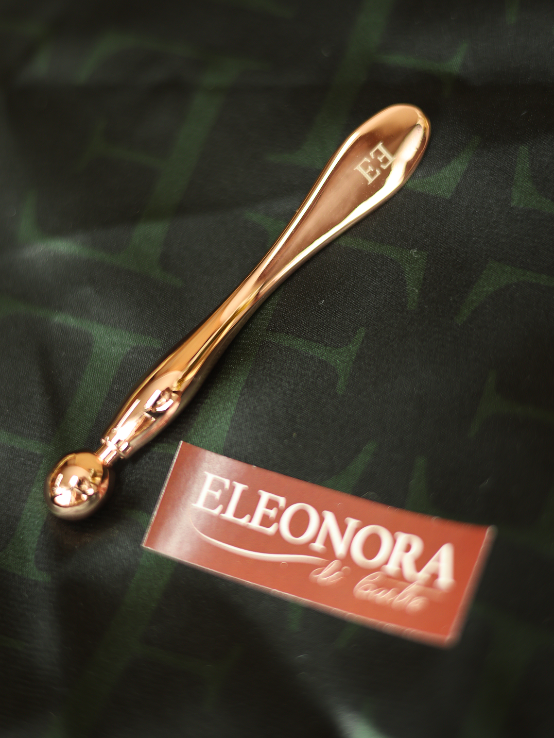 Massajador Contorno Ocular 2 em 1 3