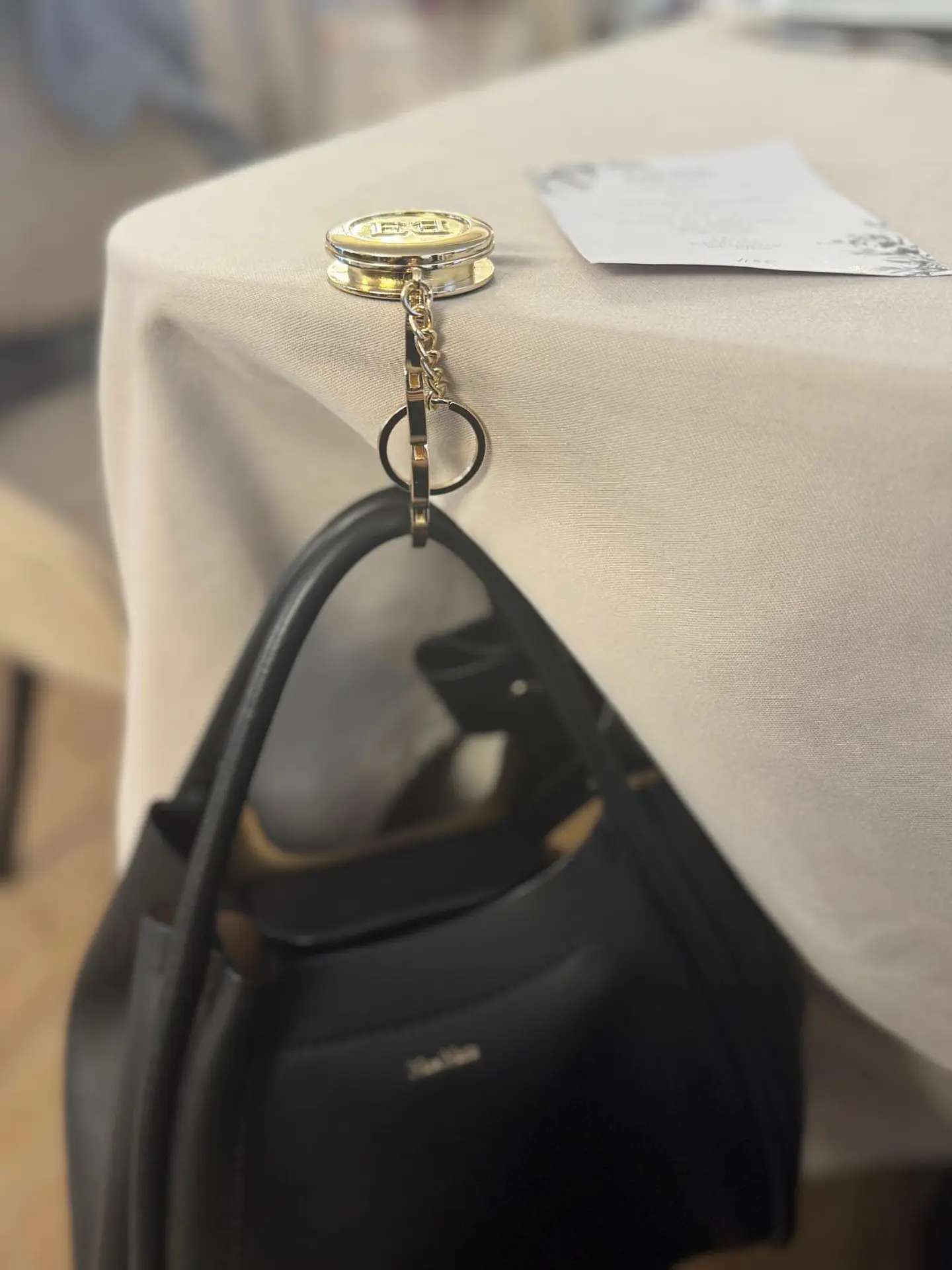 Pendura Bolsa com Espelho 8