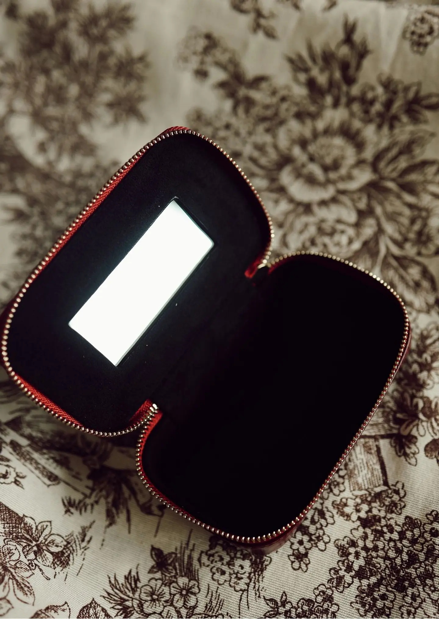 Necessaire de bolso Vino  2