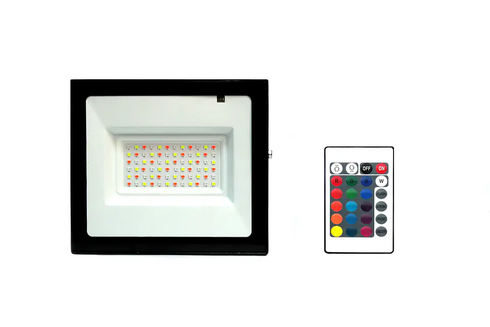 Reflector LED Elfa 50W RGB Multicolores con Control Remoto 1