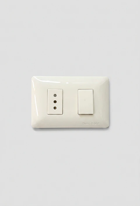 INTERRUPTOR Y ENCHUFE  SIMPLE 10A