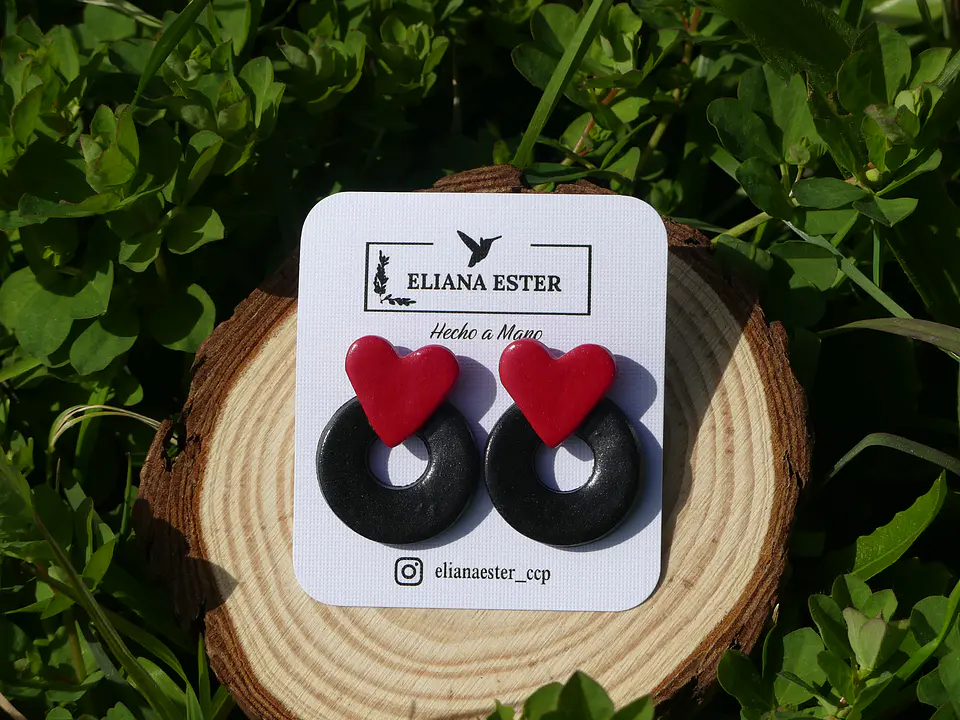 Dona Corazón Rojo 1