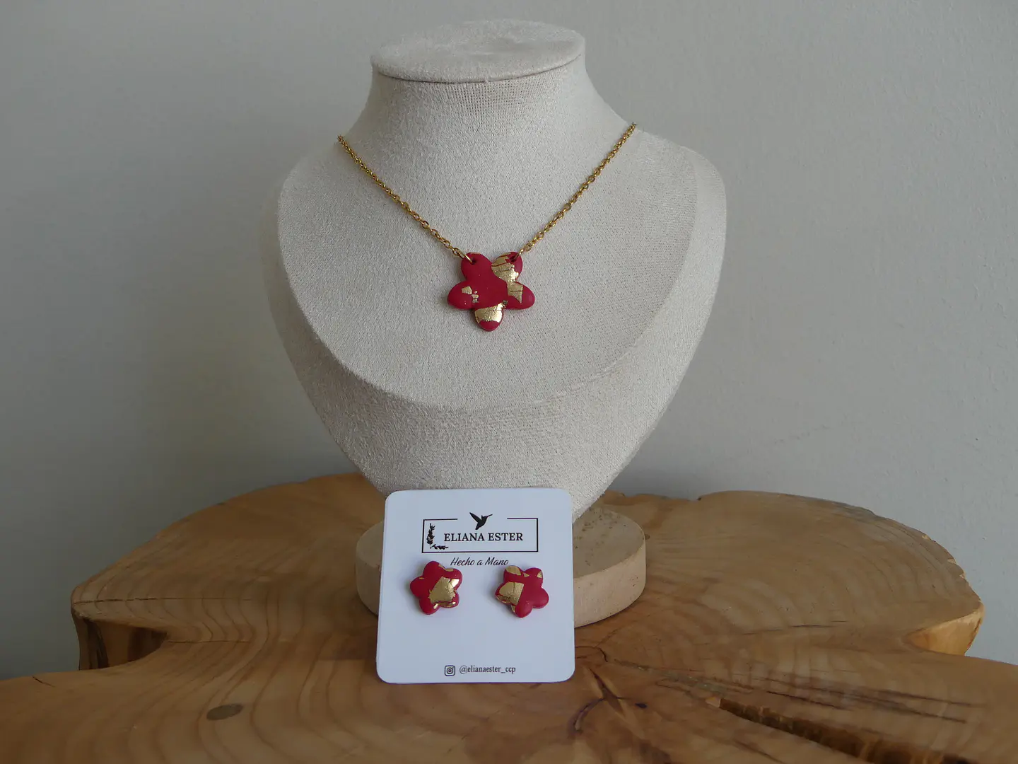 Conjunto Flor Carmesí Dorado 1