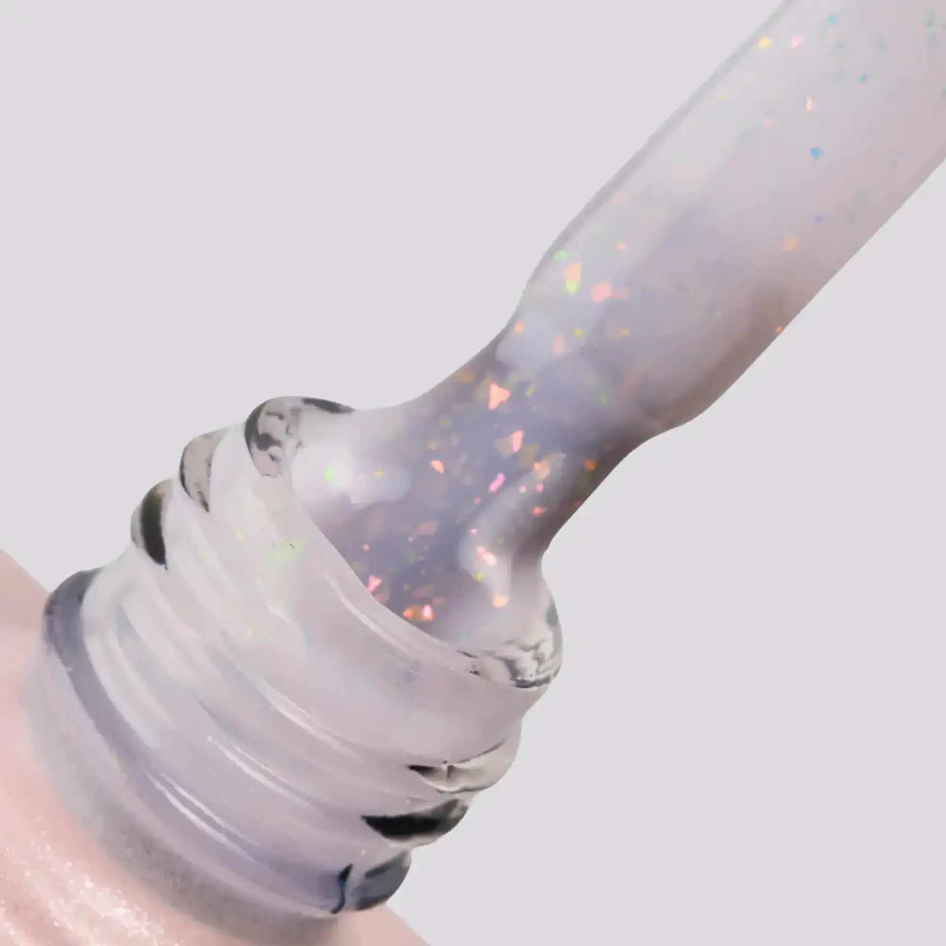 1025 1
