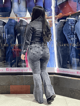 Flare jeans pata ancha