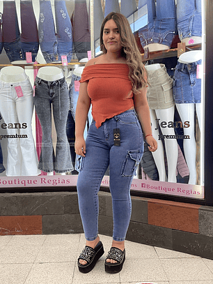 SKINNY JEANS CARGO CELESTE MEDIO