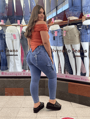 SKINNY JEANS CARGO CELESTE MEDIO
