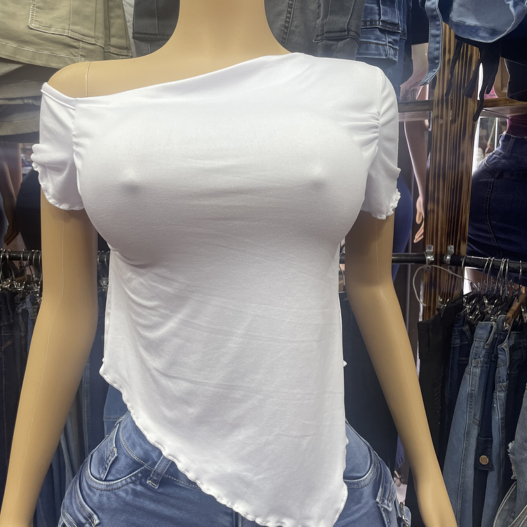 Polera piel de durazno blanco 1