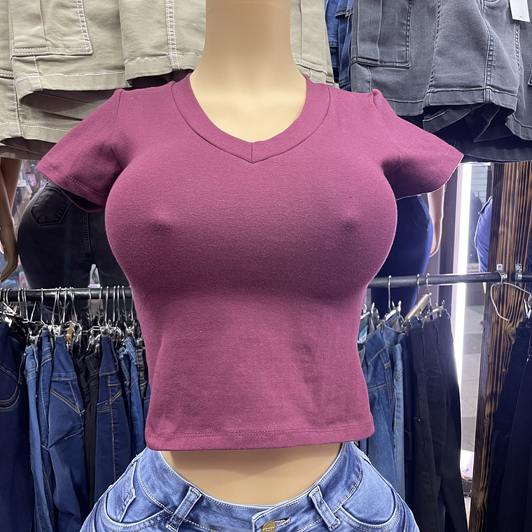 poleras crop aldon elasticados 1