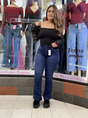 flare jeans semi ancho  azul sirena 