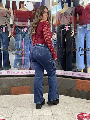 wide leg cargo azul medio costuras azul