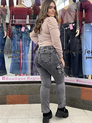 cargo recto gris nevado 