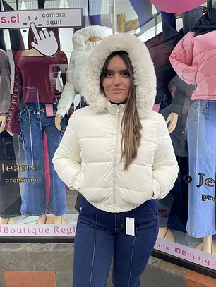 CASACA  BLANCA PUFA CON GORRITO PELUDITO 