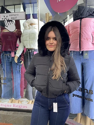 casaca pufa gorrito peludito 