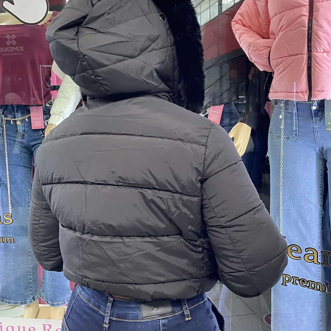 casaca pufa gorrito peludito  2