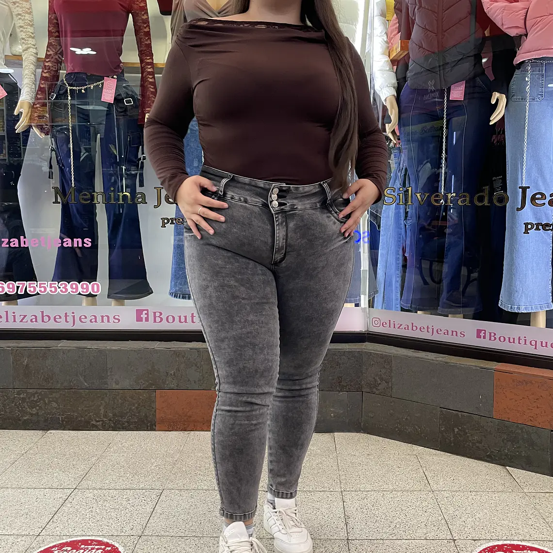 SKINNY JEANS TIRO ALTO 3 BOTONES GRIS NEVADO EXTRA LINDAS  1