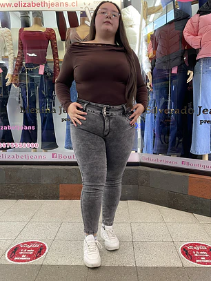 SKINNY JEANS TIRO ALTO 3 BOTONES GRIS NEVADO EXTRA LINDAS 