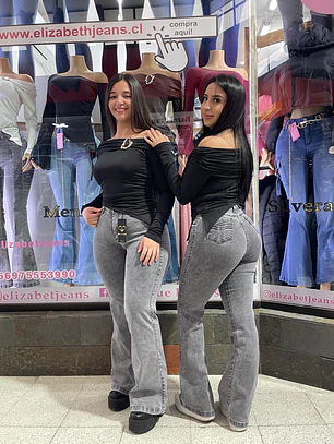 flare jeans patita ancha gris nevado claro 
