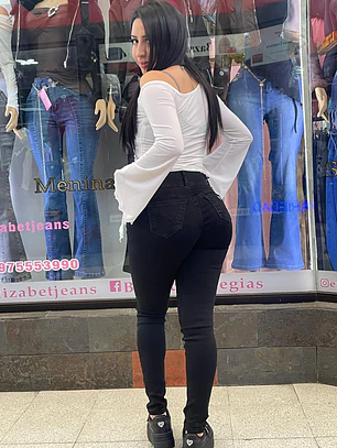 Negro dos botones tiro alto corte corazón