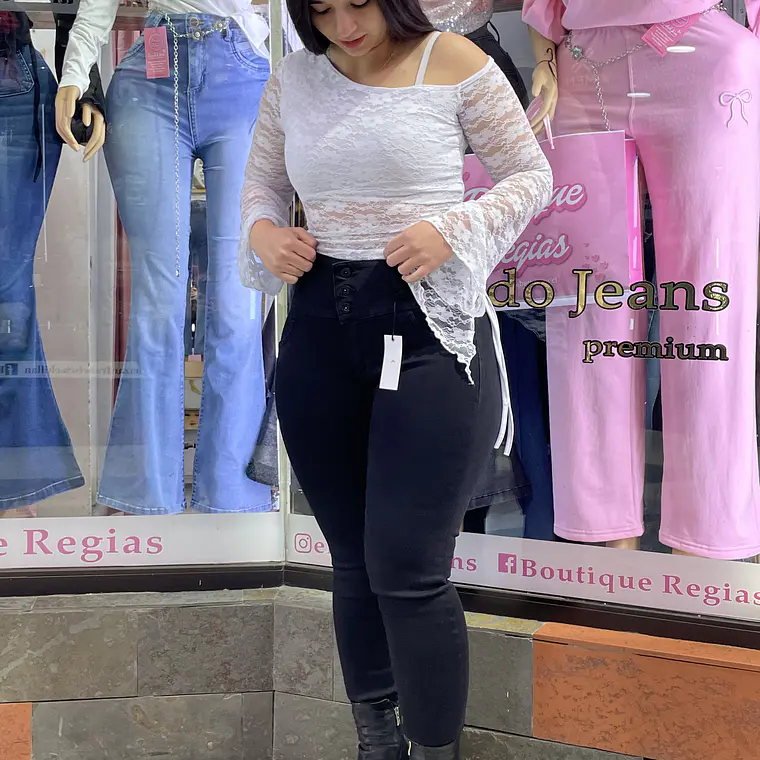 SKINNY BLACK REDUCTOR PRETINA ANCHA 3 BOTONES  1