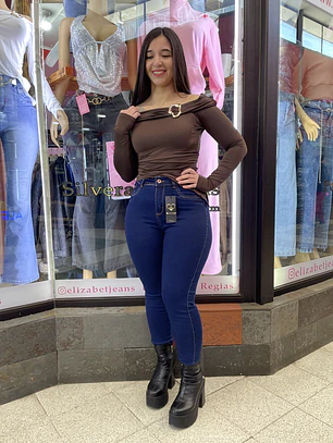 skinny azul intenso un boton tiro alto 